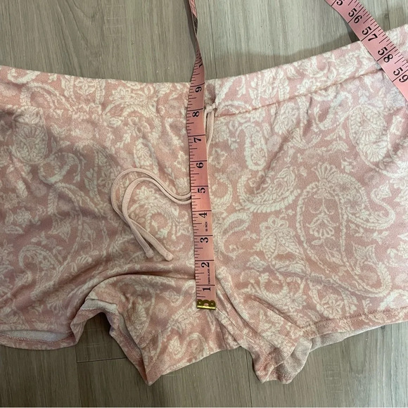 Lucky Brand soft stretch sleep/lounge shorts pink paisley large - Picture 7 of 10